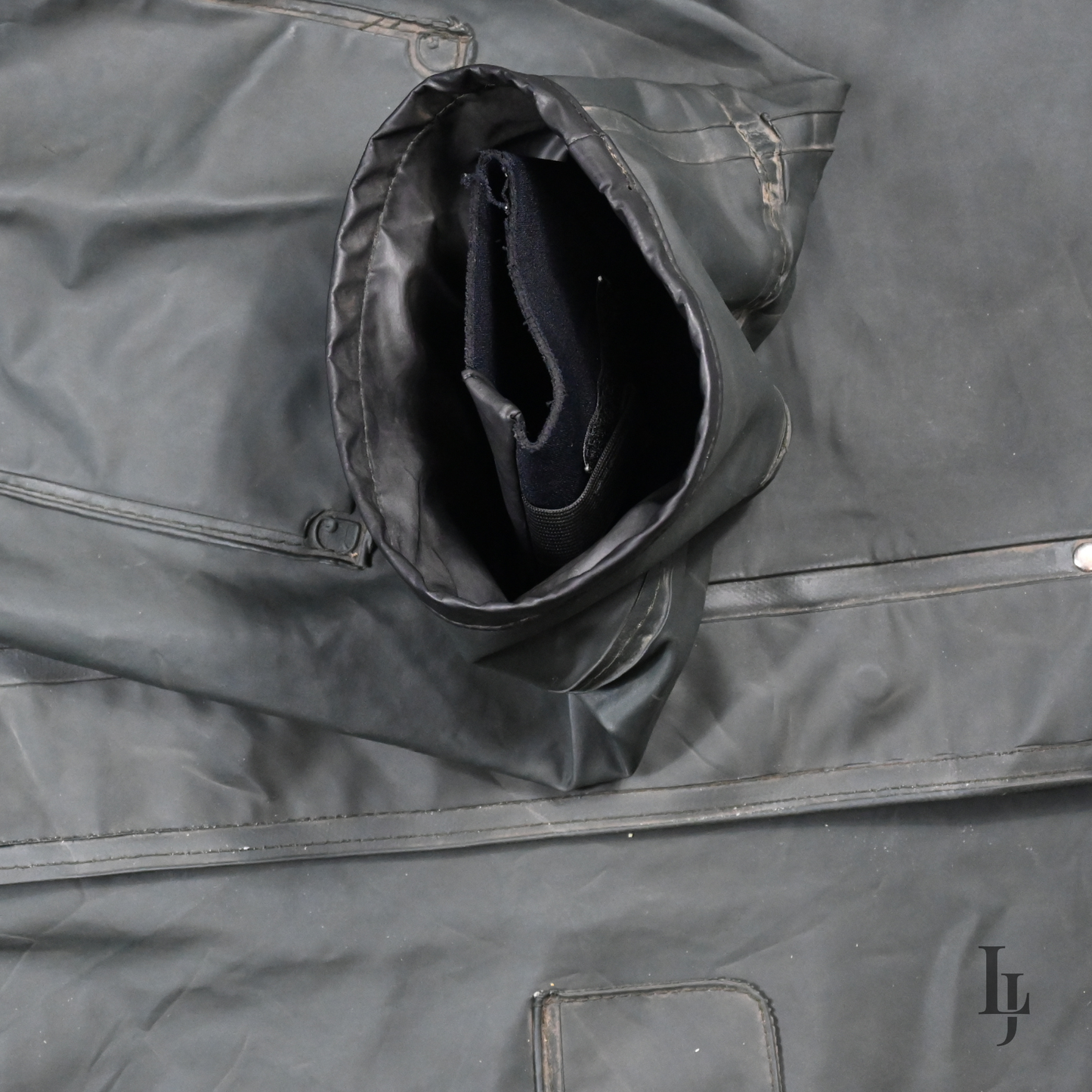 Carhartt Waterproof Jacket / Raincoat - Size L Regular