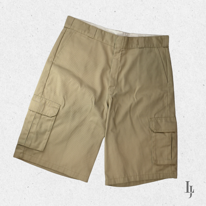Dickies Shorts - Size 38